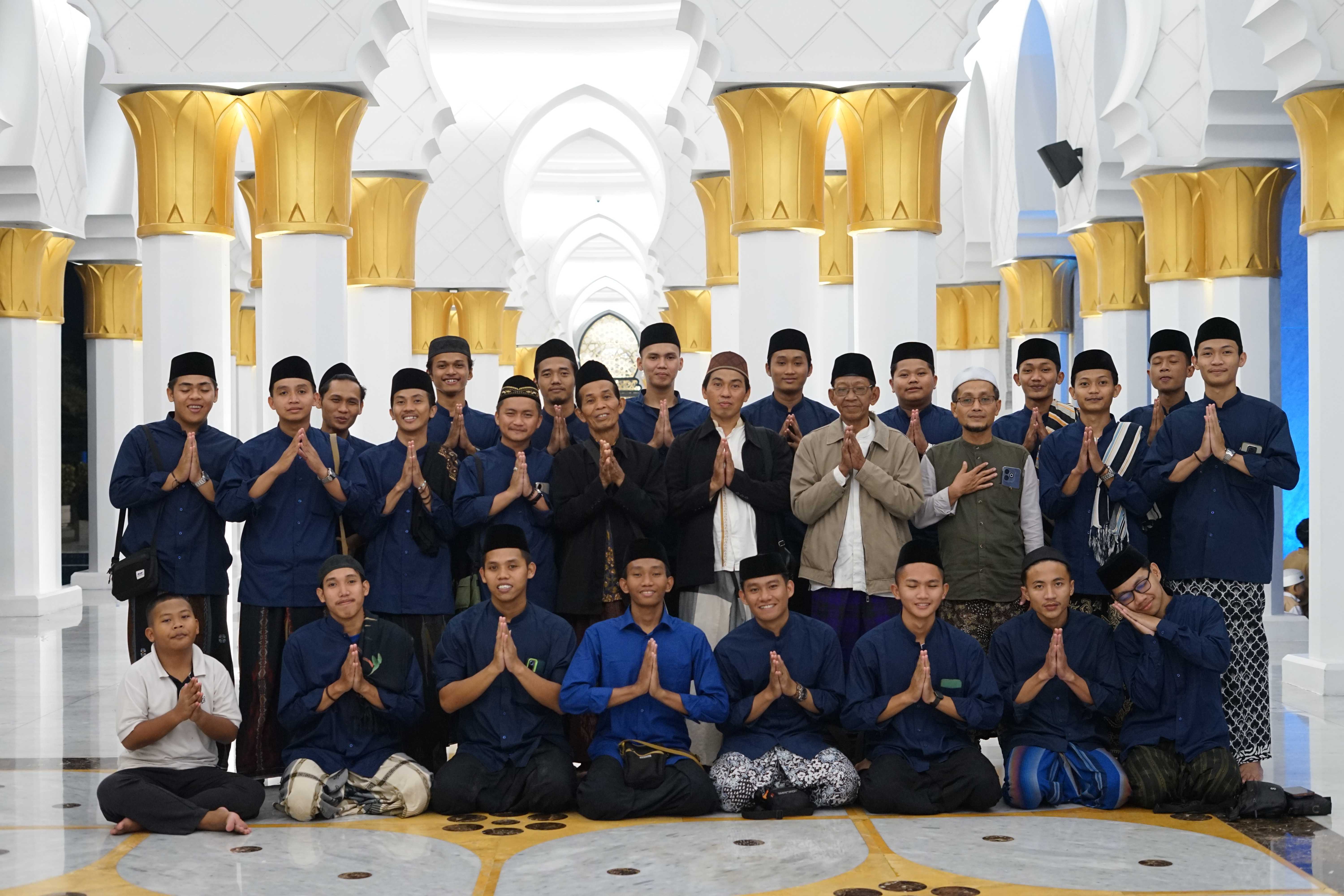 Foto Buka Bersama Pengurus